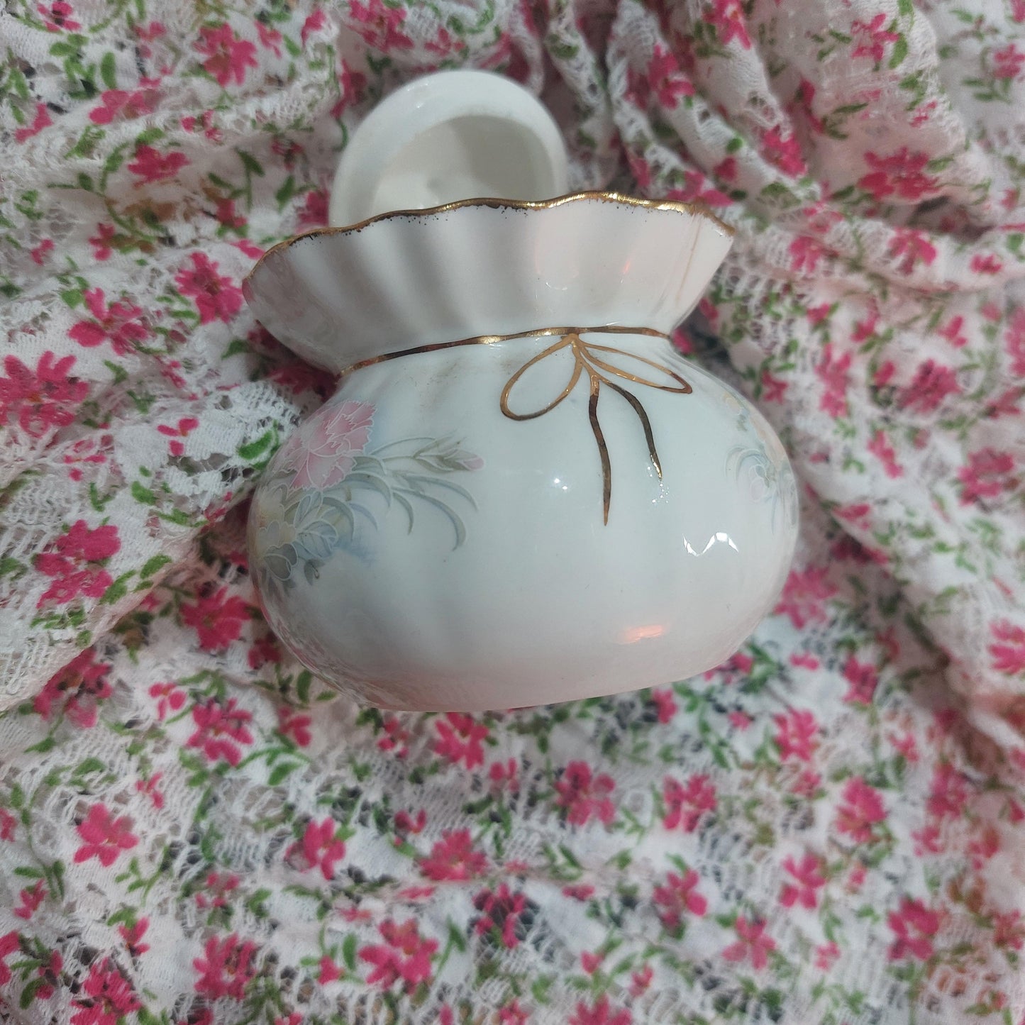 Pretty pot